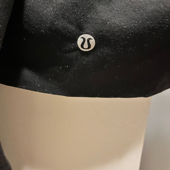 lululemon leggings - Picture 2 of 2